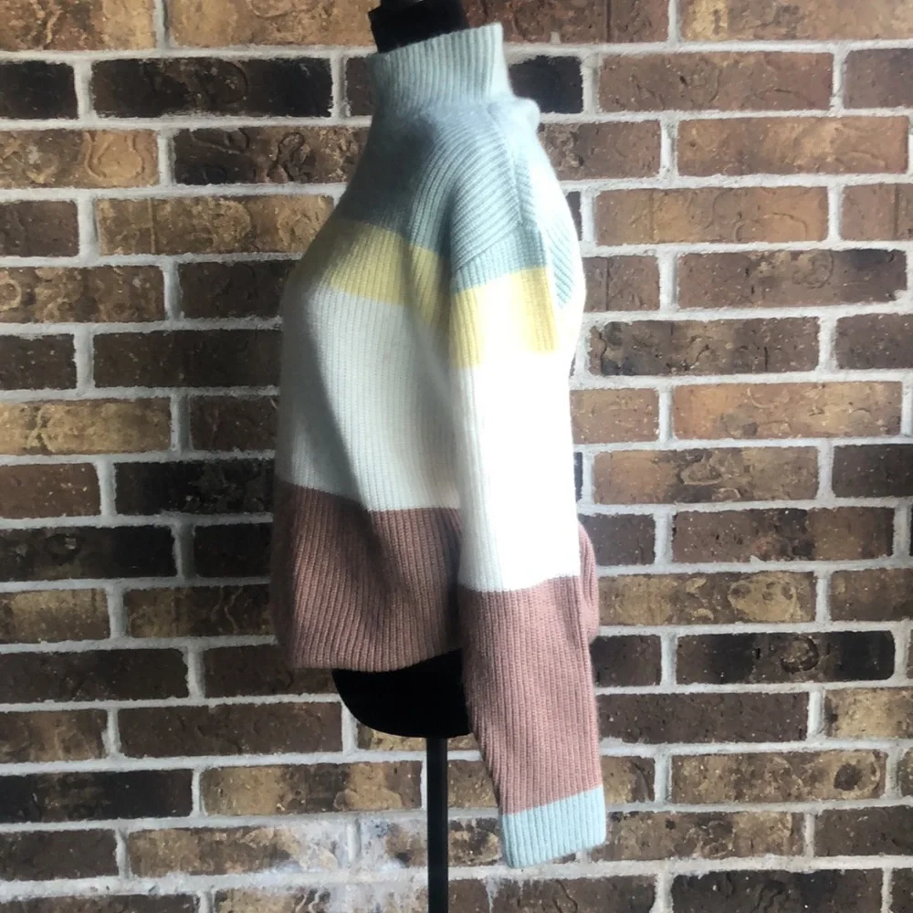 Ann Taylor Colorblock Mock Neck Wool Sweater Size Small - Picture 3 of 8